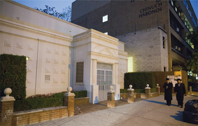 http://scs-assets.s3.amazonaws.com/int/v20n11/htdocs/child-rape-assembly-line/mikvah-israel.jpg
